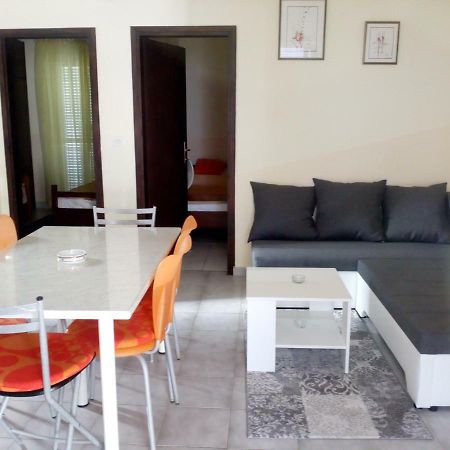 Apartments Domi Vir Exterior foto
